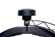 Afbeelding in Gallery-weergave laden, Flag2tag met motor binnen